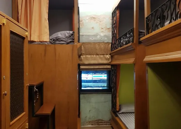 Tepbunthom Hostel Bangkok